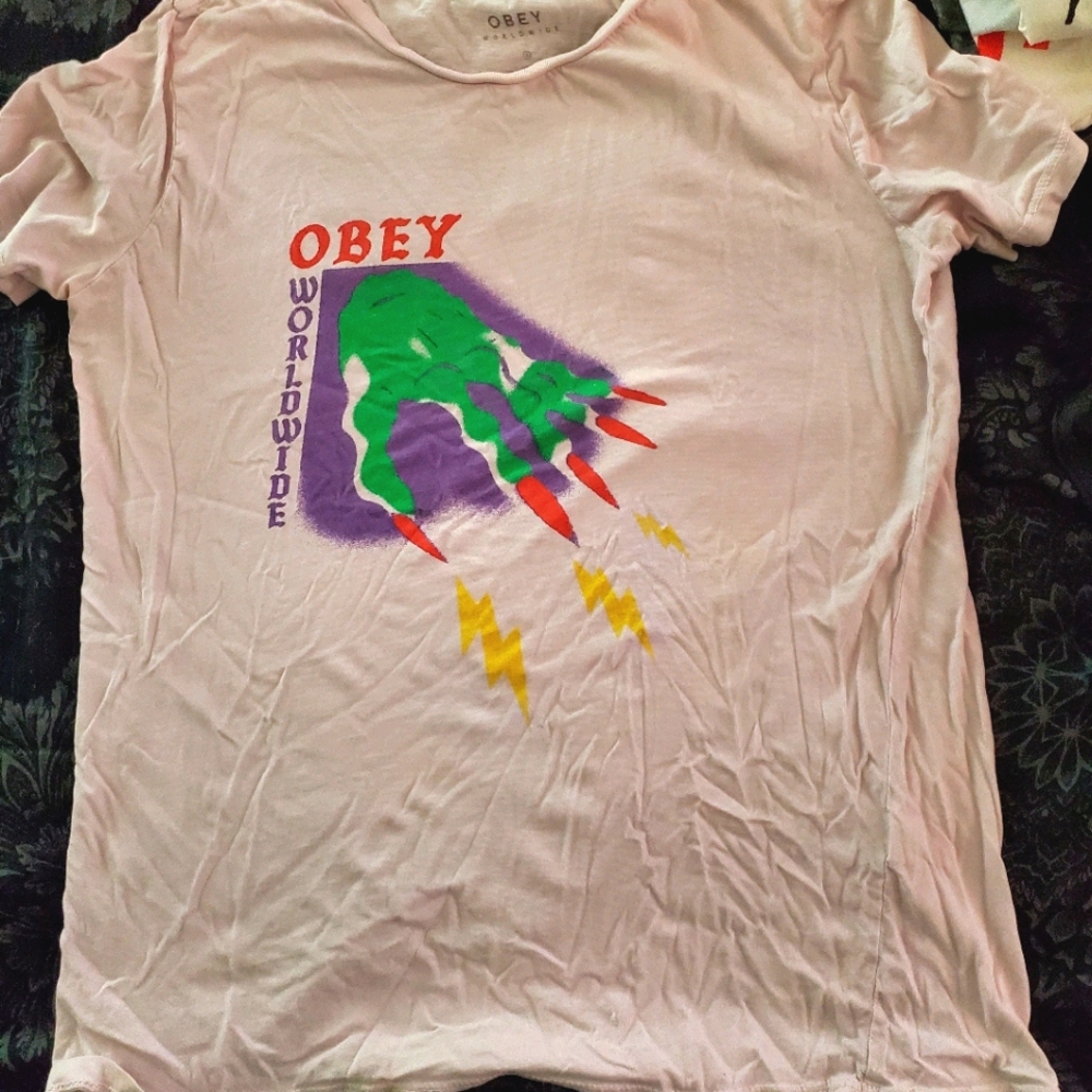 Obey witch hand thin t-shirt